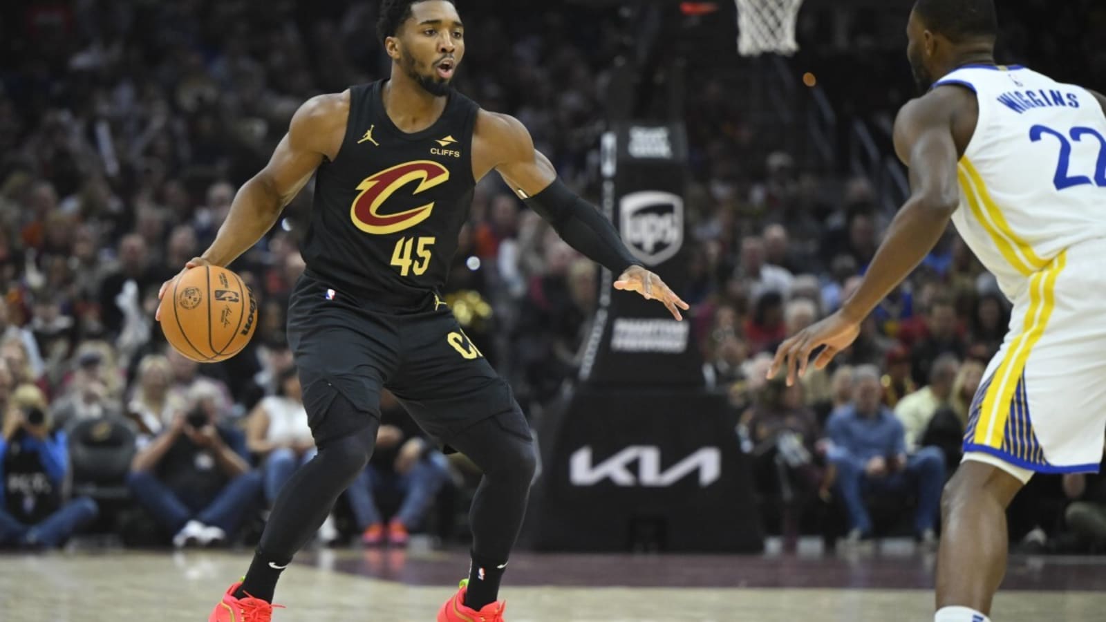 克里夫兰骑士击败布鲁克林篮网，NBA东部格局再度改写(克利夫兰骑士队是得分记录)